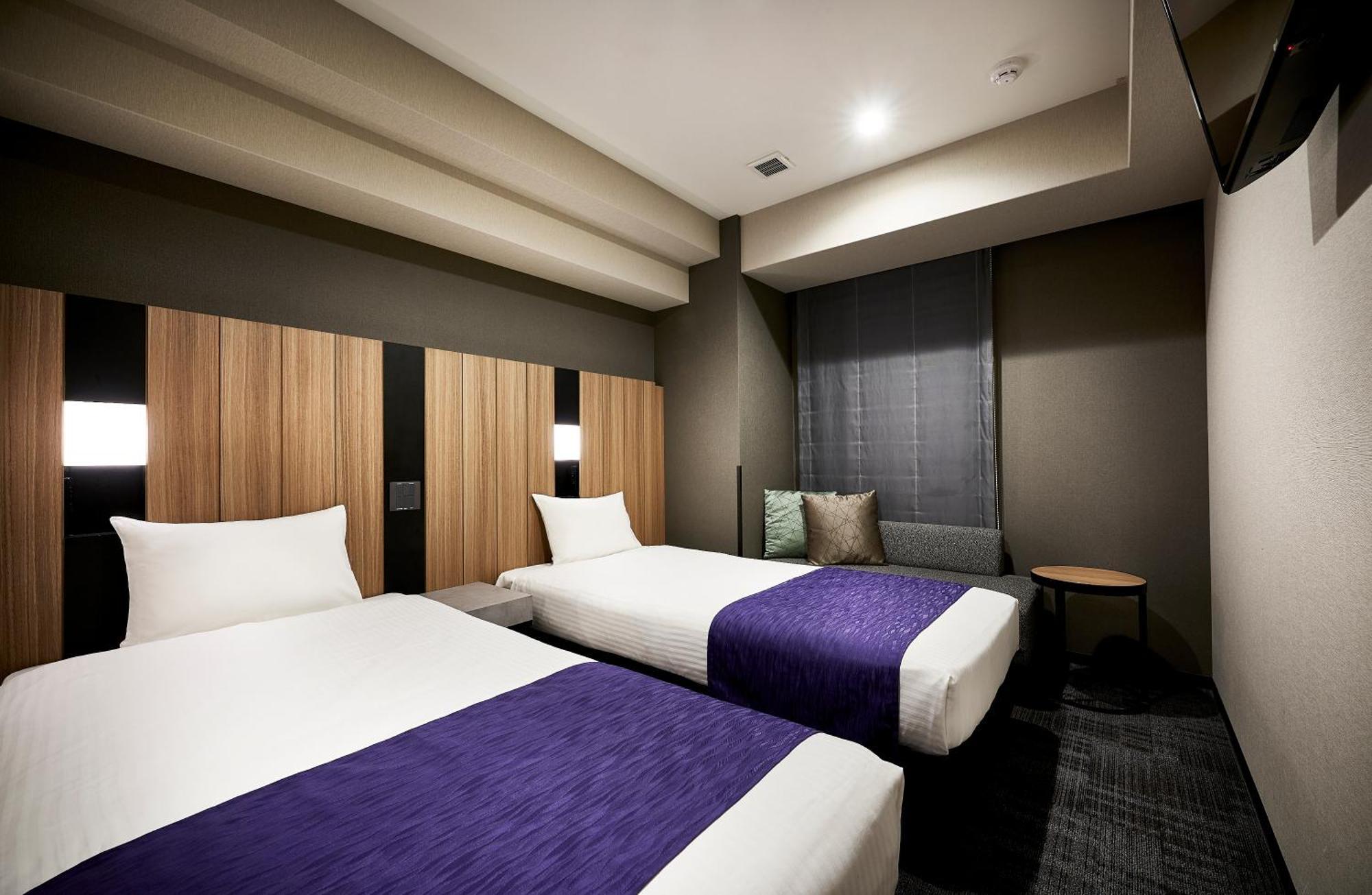 hotel MONday 京都烏丸二条 エクステリア 写真